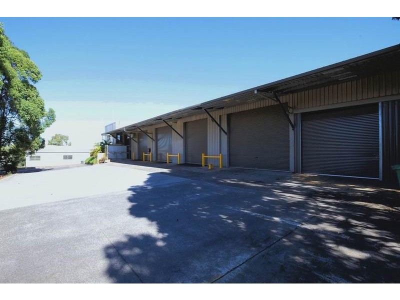 4 Daniel Street, Caloundra West QLD 4551