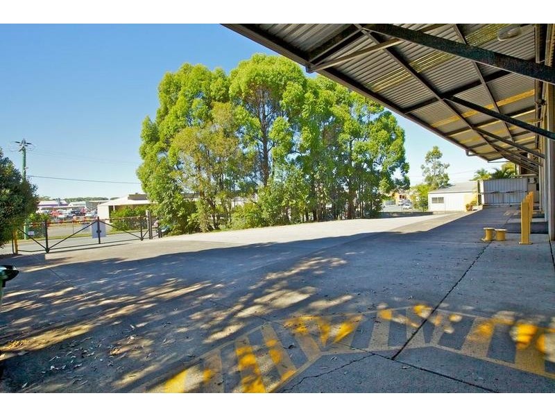 4 Daniel Street, Caloundra West QLD 4551