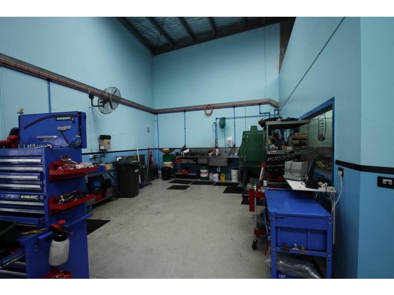 1/ 35 Premier Circuit, Warana QLD 4575