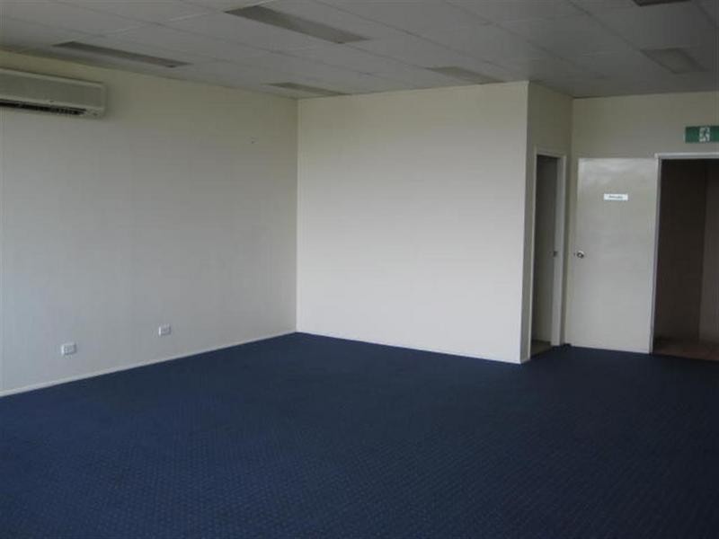 1 & 2/ 5 Machinery Avenue, Warana QLD 4575