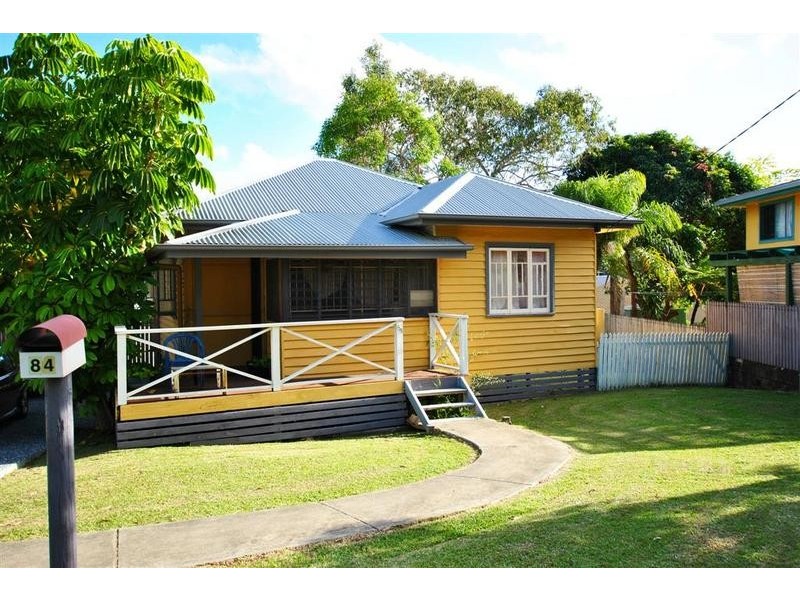 84 Queen Street, Caloundra QLD 4551