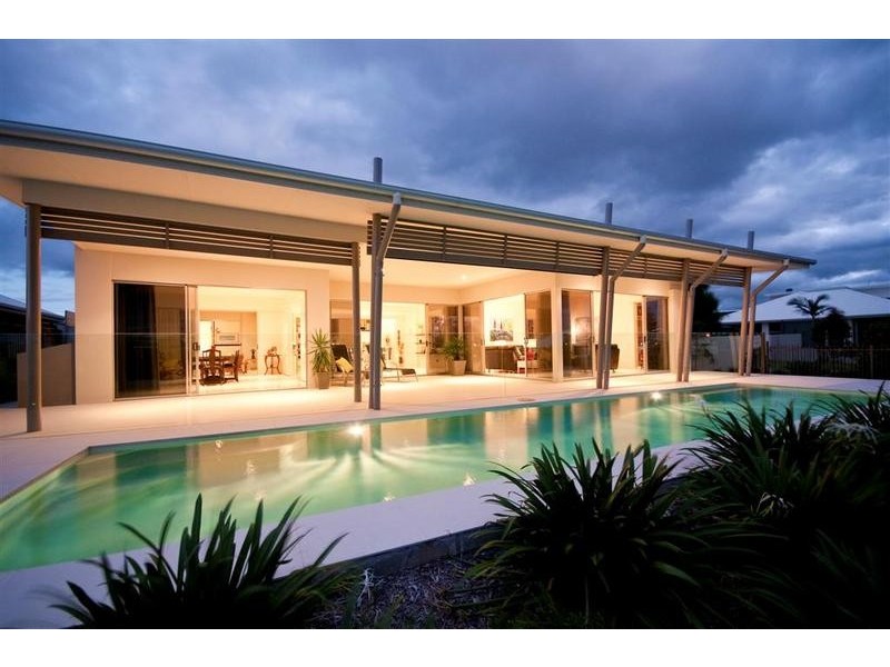 38 Bellanboe Circuit, Pelican Waters QLD 4551