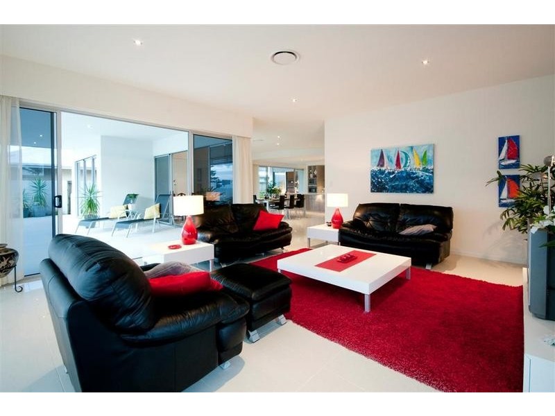 38 Bellanboe Circuit, Pelican Waters QLD 4551