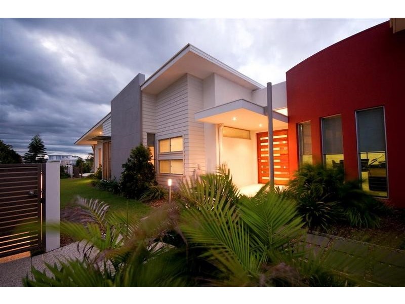38 Bellanboe Circuit, Pelican Waters QLD 4551