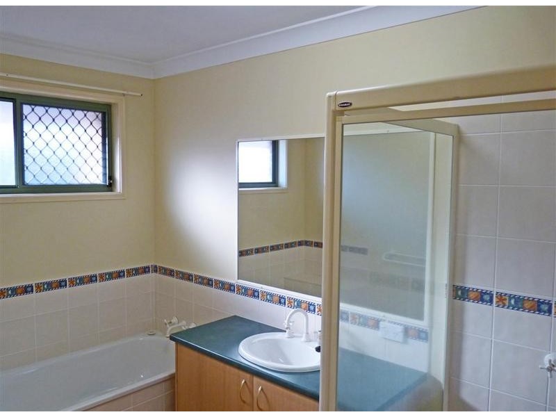 6 Carlisle Street, Caloundra West QLD 4551