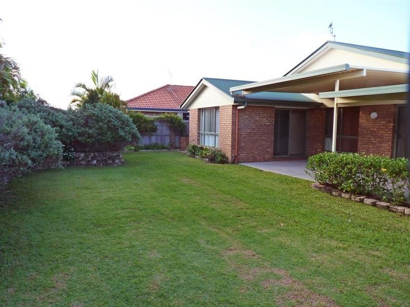 6 Carlisle Street, Caloundra West QLD 4551