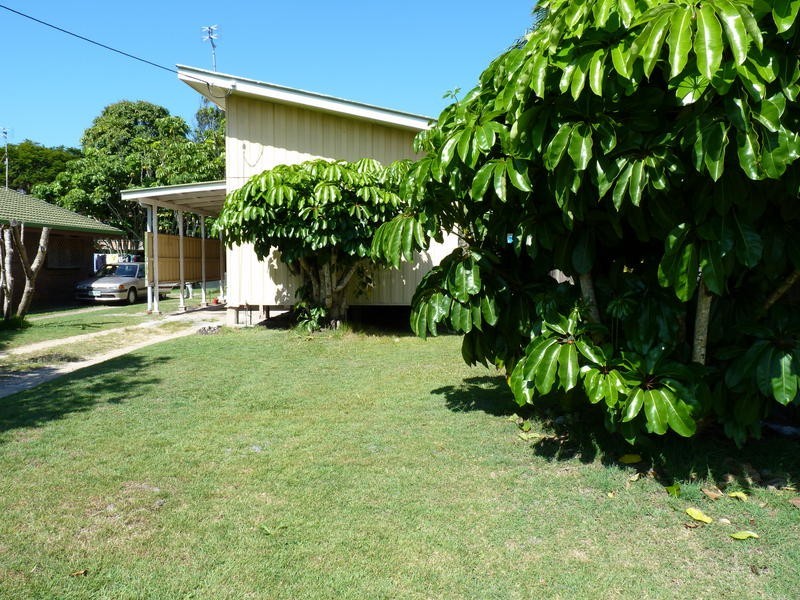 27 Kennedy Parade, Golden Beach QLD 4551