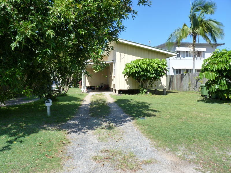 27 Kennedy Parade, Golden Beach QLD 4551