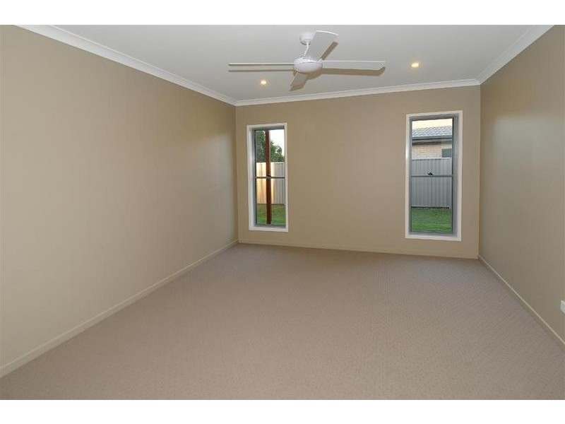 8 Koopa Place, Pelican Waters QLD 4551