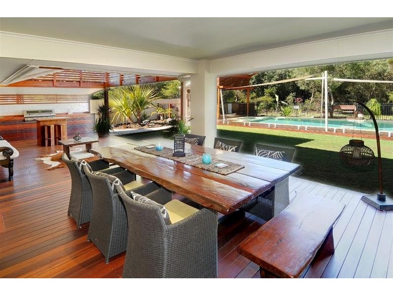 100 Mahogany Drive, Pelican Waters QLD 4551