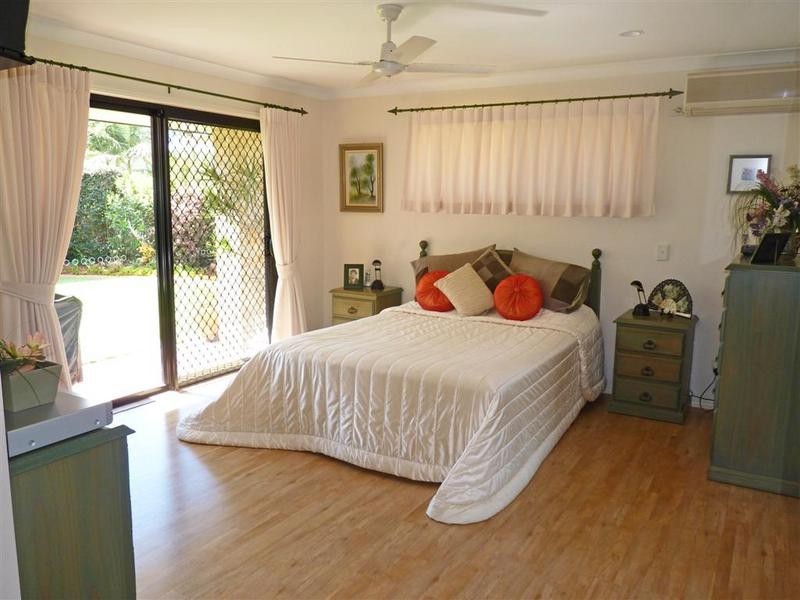8 Matthew Crescent, Pelican Waters QLD 4551