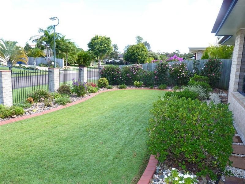 8 Matthew Crescent, Pelican Waters QLD 4551