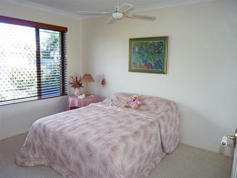 8 Matthew Crescent, Pelican Waters QLD 4551