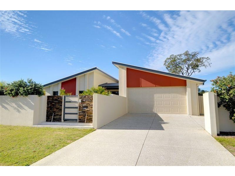 25 Sovereign Circuit, Pelican Waters QLD 4551