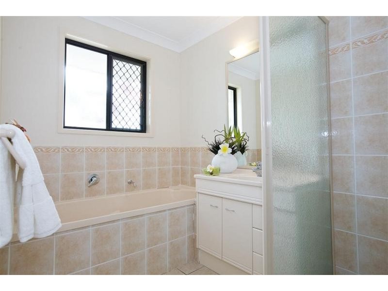 16 Undanbi Place, Pelican Waters QLD 4551