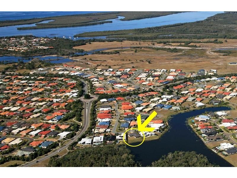 16 Undanbi Place, Pelican Waters QLD 4551