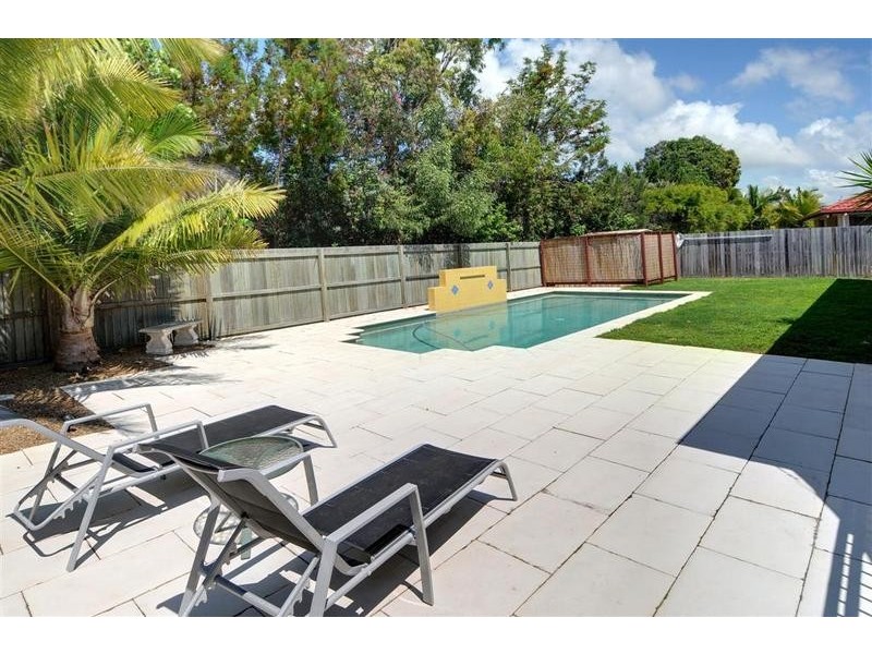 32 Undanbi Place, Pelican Waters QLD 4551