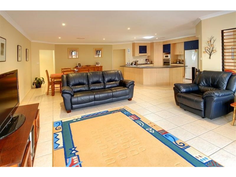 32 Undanbi Place, Pelican Waters QLD 4551