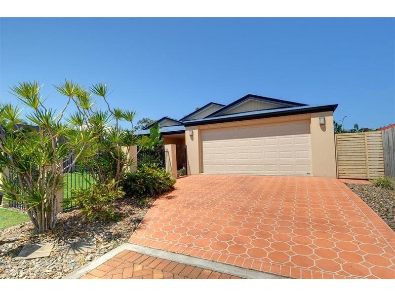 32 Undanbi Place, Pelican Waters QLD 4551