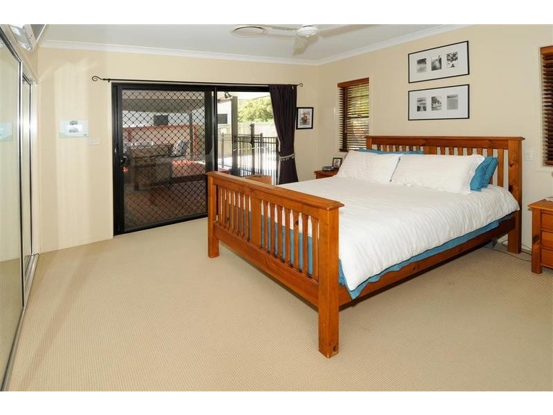 32 Undanbi Place, Pelican Waters QLD 4551
