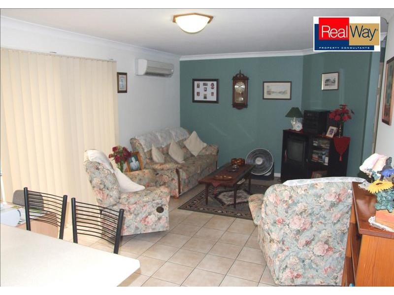 12 Earls Court, Point Vernon QLD 4655