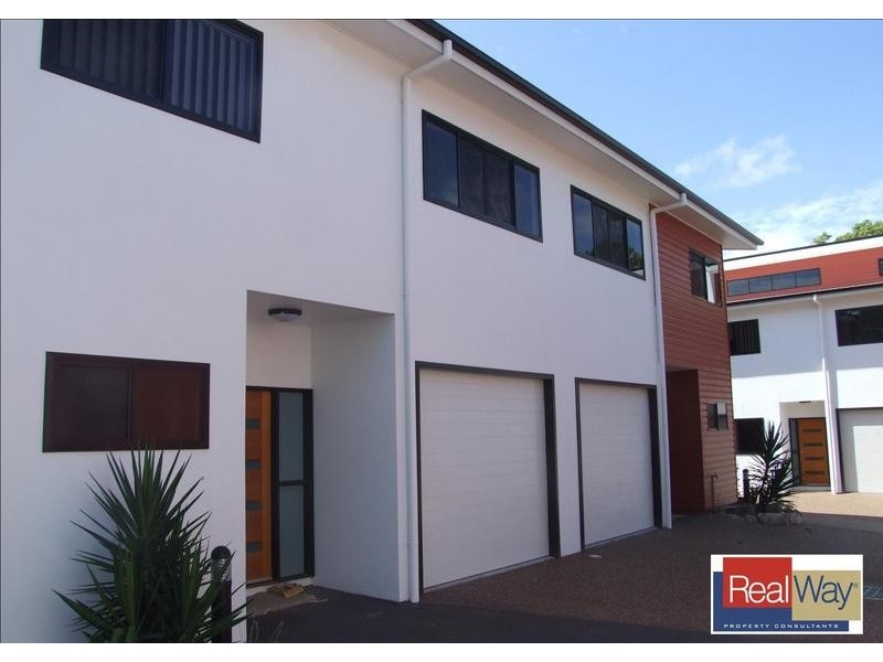 6/ 29 Tavistock Street, Torquay QLD 4655