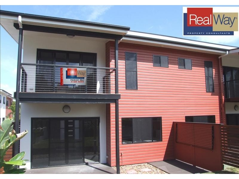 2/ 29 Tavistock Street, Torquay QLD 4655