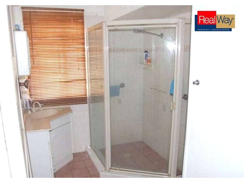 122 Long Street, Point Vernon QLD 4655