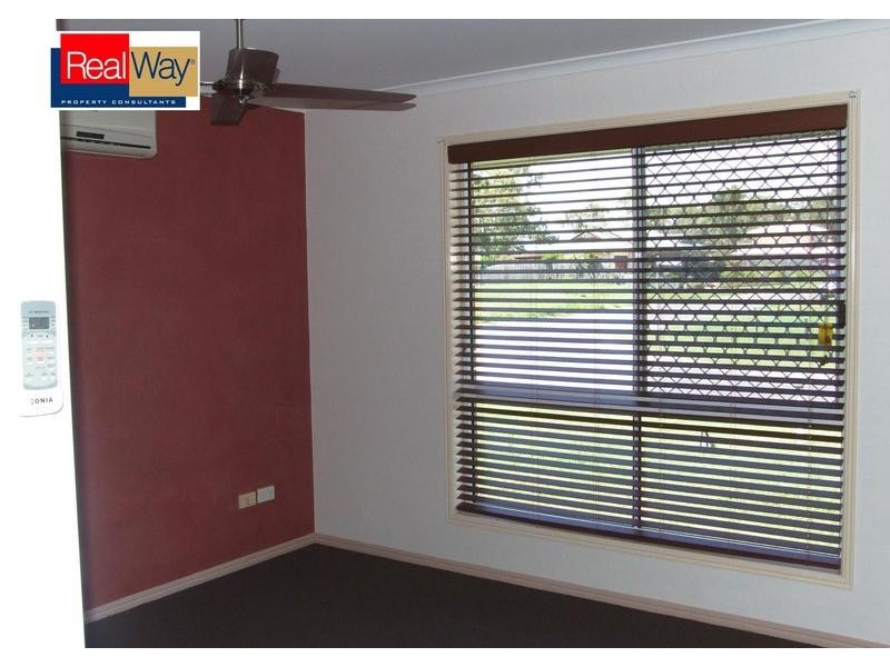 1 Wyuna Court, Urangan QLD 4655
