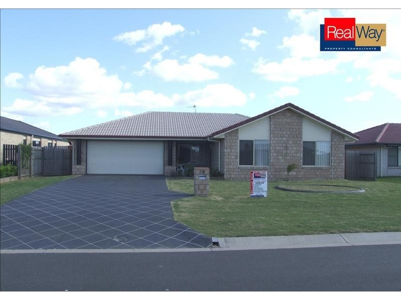 28 Gunsynd Way, Point Vernon QLD 4655