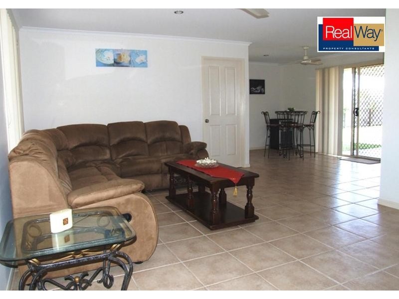 28 Gunsynd Way, Point Vernon QLD 4655
