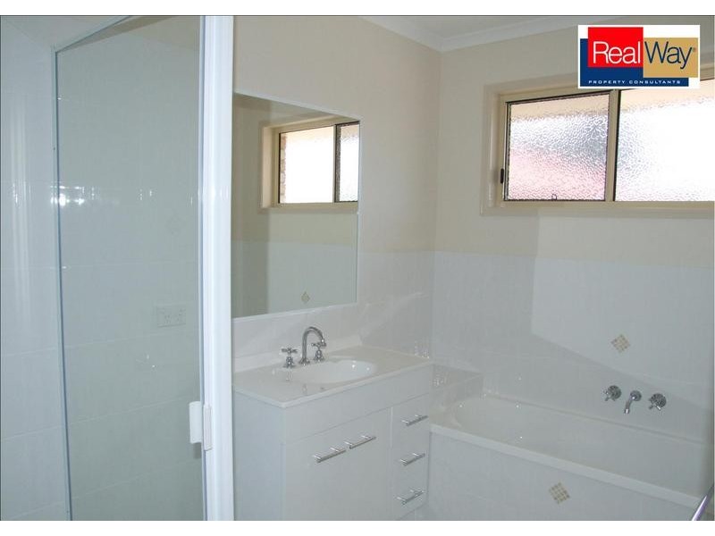 Point Vernon QLD 4655