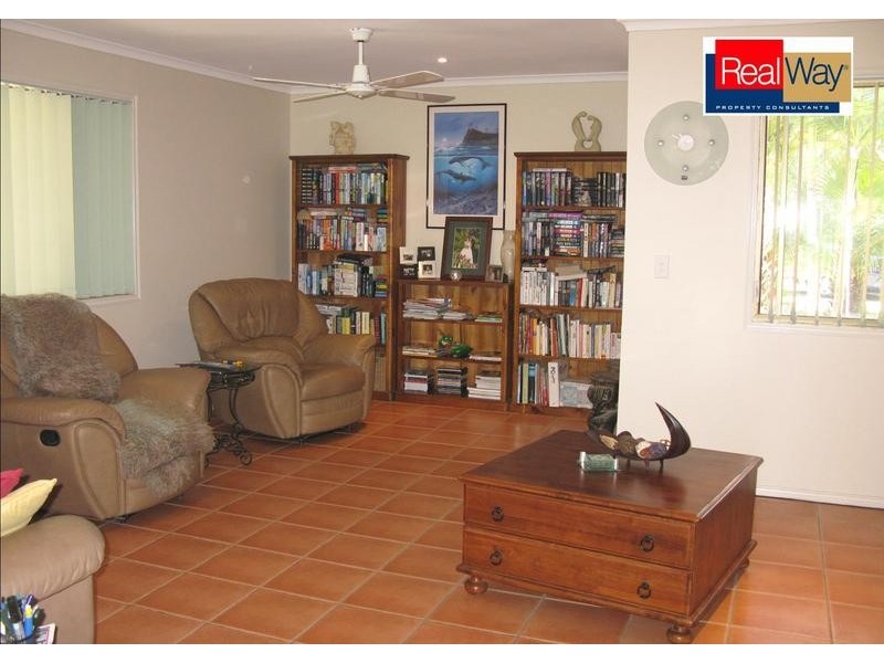 2-26 Silkwood Dve, Urangan QLD 4655