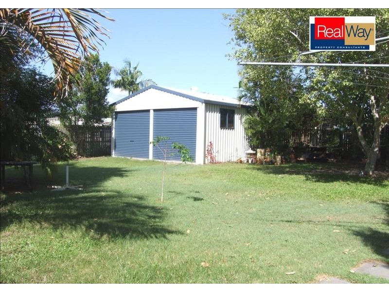 9 Acacia Street, Point Vernon QLD 4655