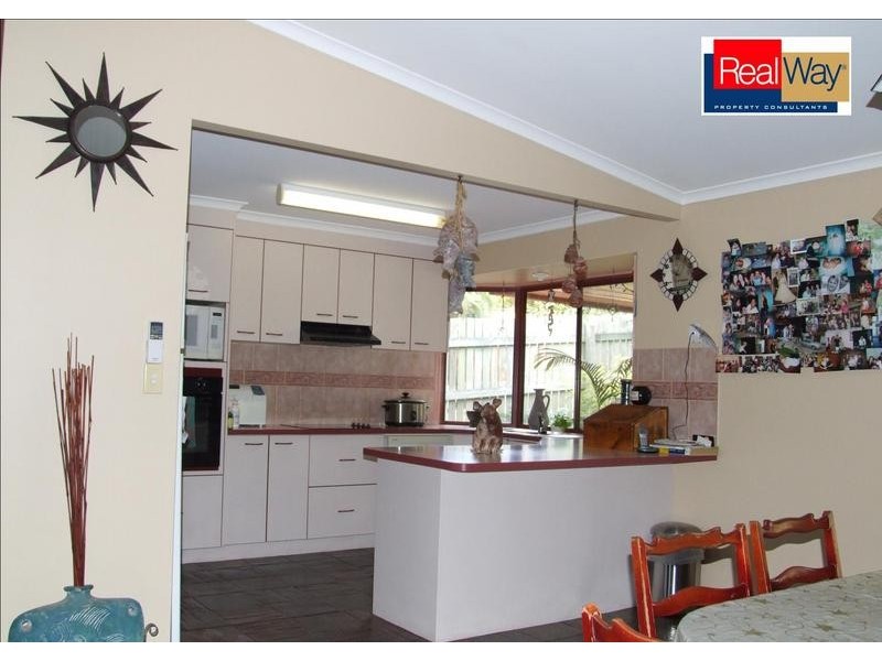 10 Daydream Court, Kawungan QLD 4655