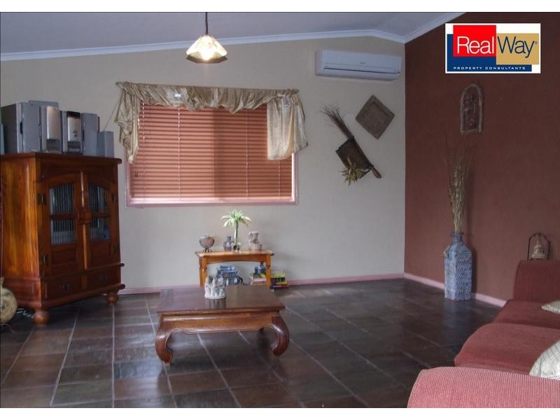 10 Daydream Court, Kawungan QLD 4655