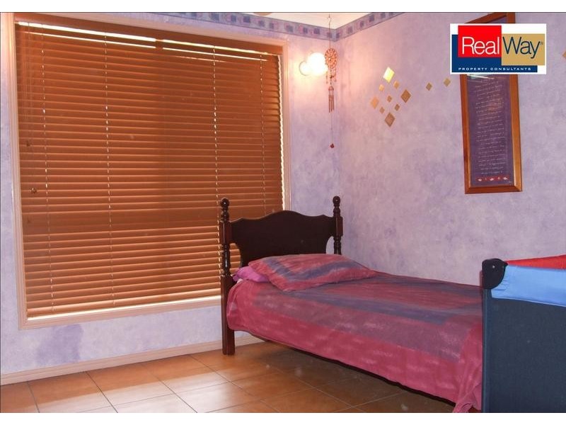 10 Daydream Court, Kawungan QLD 4655