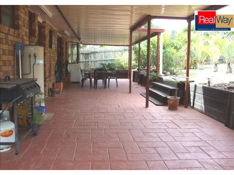 10 Daydream Court, Kawungan QLD 4655