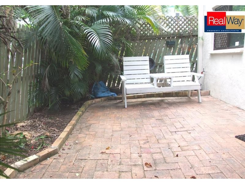 5/ 10 Mckean Rd, Scarness QLD 4655