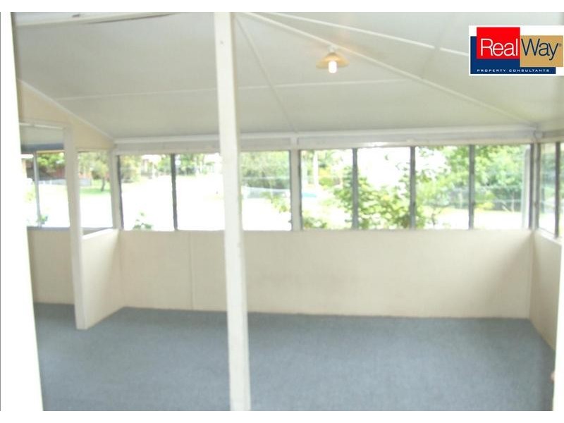 36 Denmans Camp Rd, Torquay QLD 4655