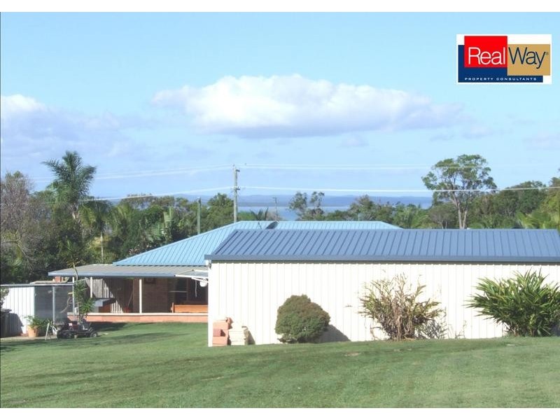 11 Beacon Road, Booral QLD 4655