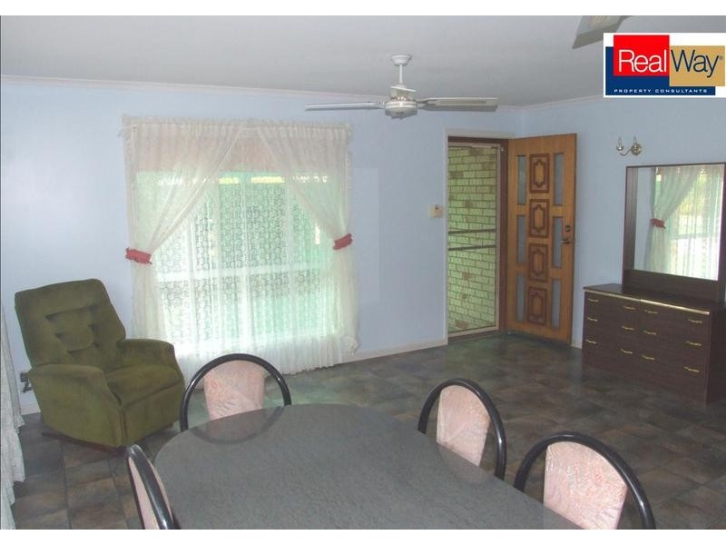 8 Palm Crt, Pialba QLD 4655