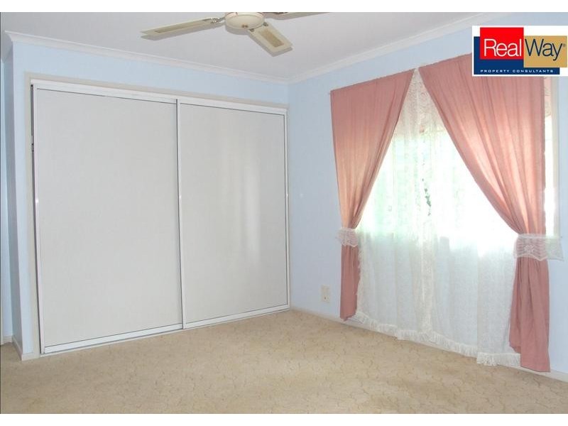 8 Palm Crt, Pialba QLD 4655