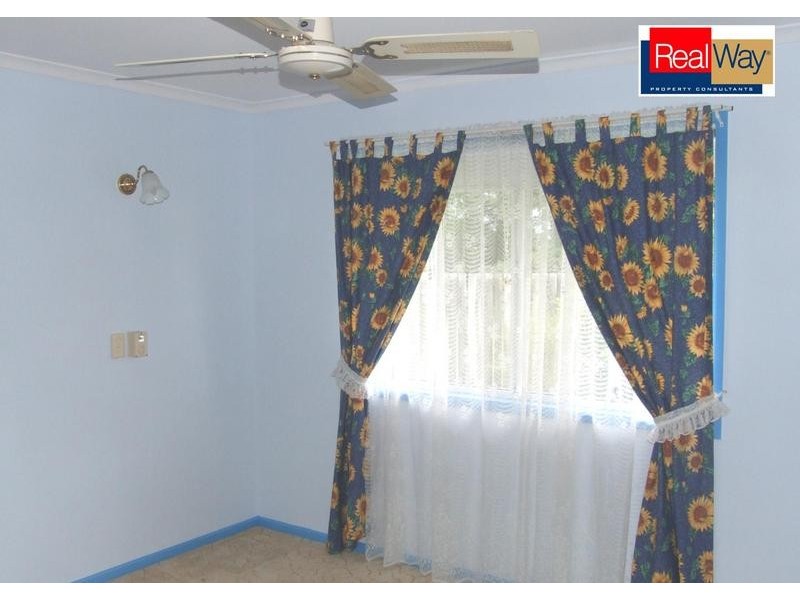 8 Palm Crt, Pialba QLD 4655