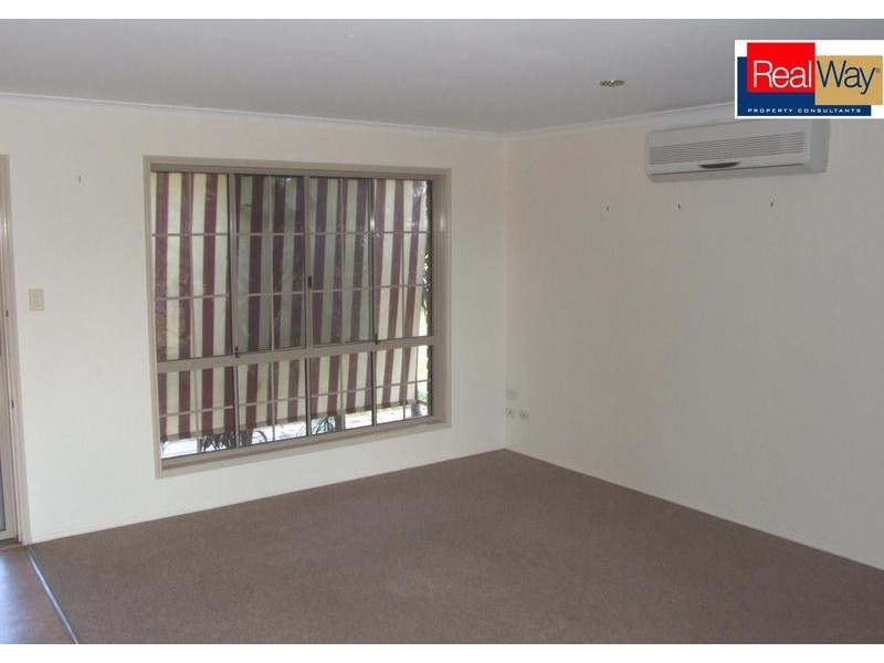 75 Hansen Street, Urangan QLD 4655