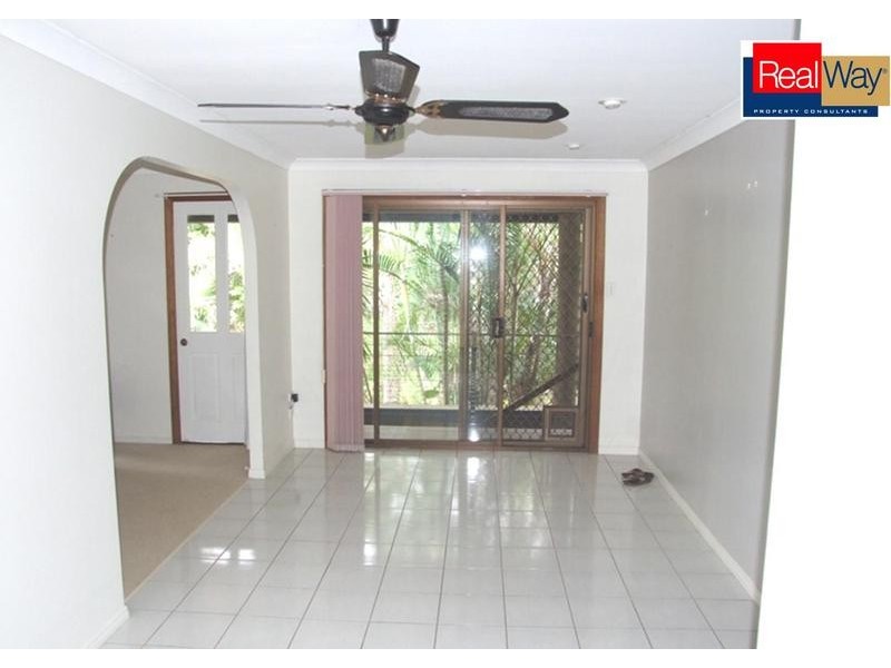 142 Christensen Street, Urraween QLD 4655