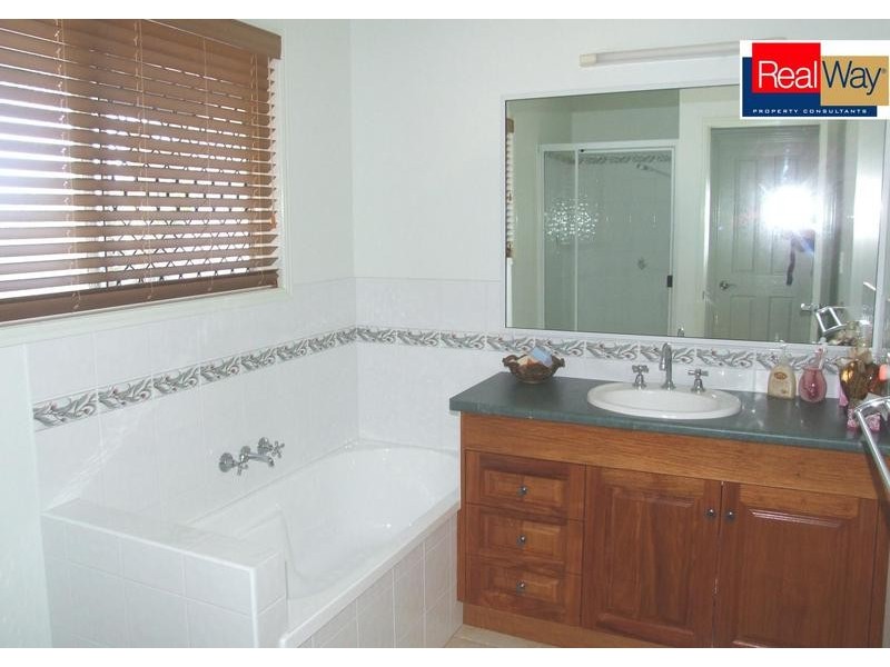 23 Sandalwood Drive, Wondunna QLD 4655