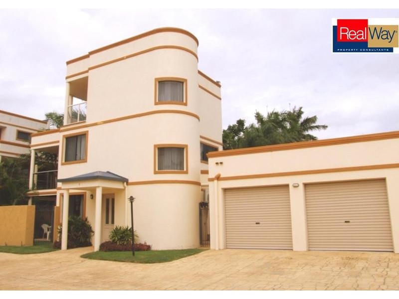 3/ 33 Elizabeth Street, Urangan QLD 4655