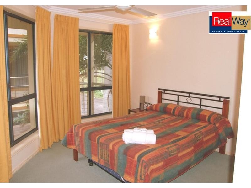 3/ 33 Elizabeth Street, Urangan QLD 4655