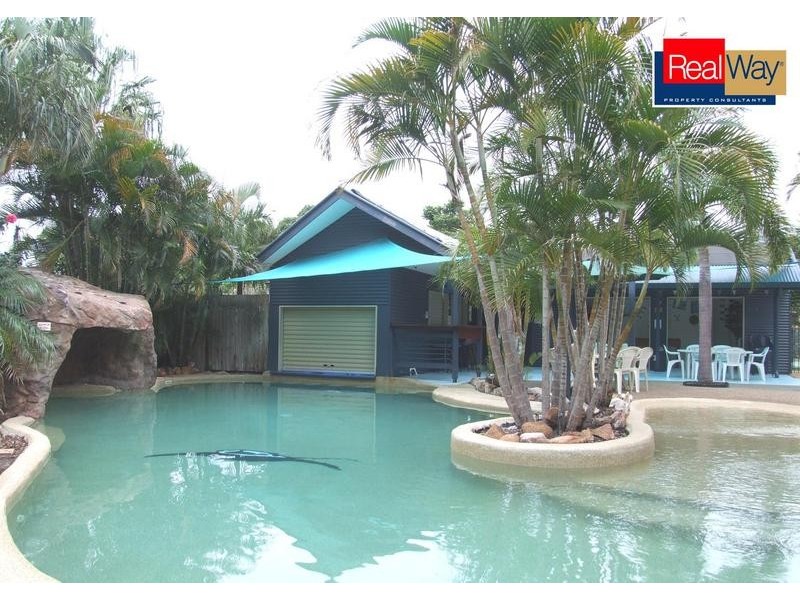 3/ 33 Elizabeth Street, Urangan QLD 4655